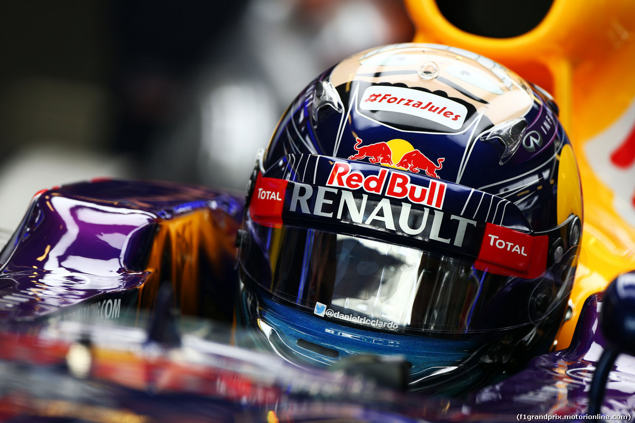 TEST F1 ABU DHABI 26 NOVEMBRE, Daniel Ricciardo (AUS) Red Bull Racing RB10.
26.11.2014.
