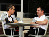 TEST F1 BAHRAIN 01 MARZO, (L to R): Sam Michael (AUS) McLaren Sporting Director with Eric Boullier (FRA) McLaren Racing Director.
01.03.2014. Formula One Testing, Bahrain Test Two, Day Three, Sakhir, Bahrain.