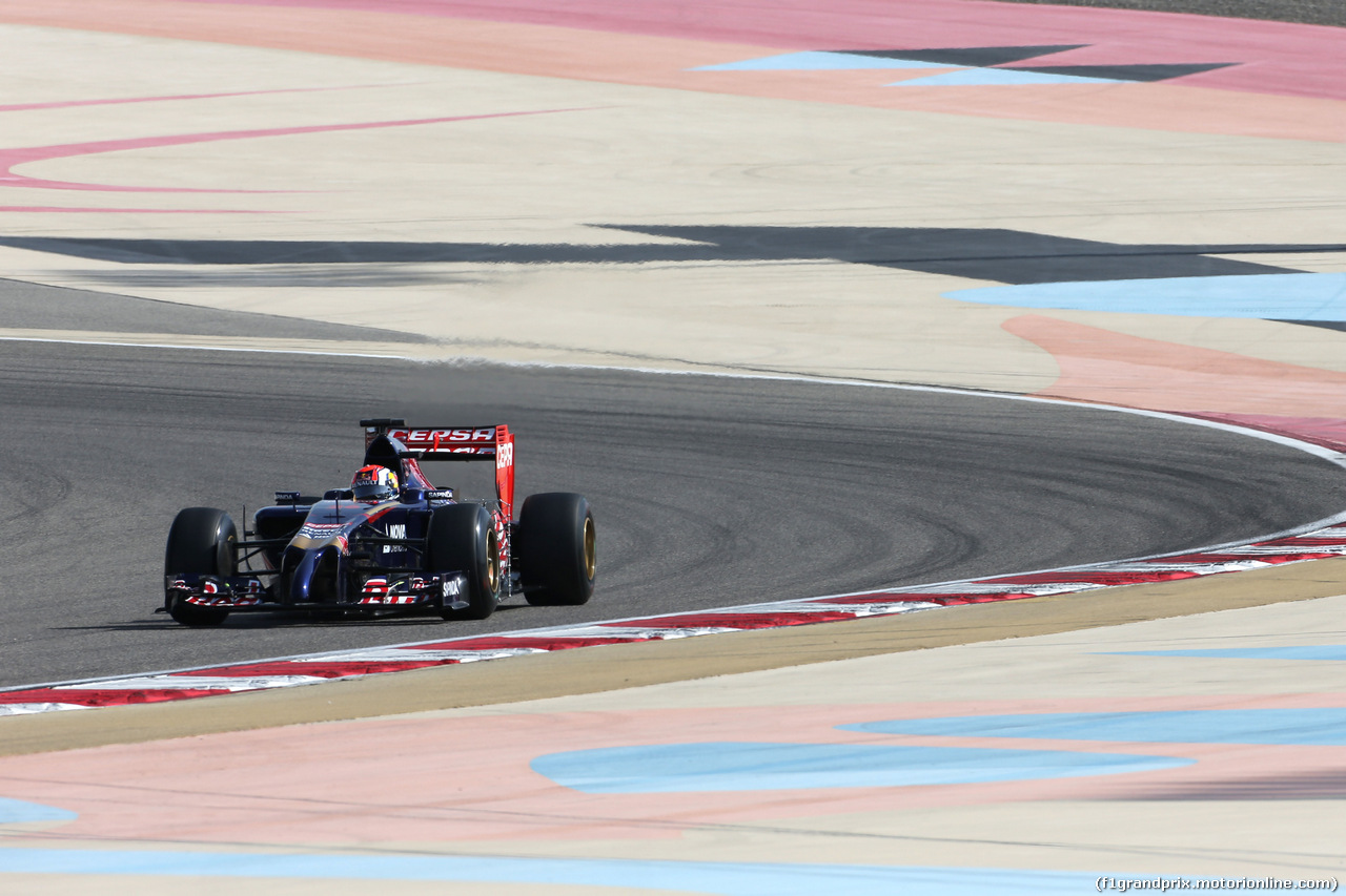 TEST F1 BAHRAIN 01 MARZO, Daniil Kvyat (RUS), Scuderia Toro Rosso 
01.03.2014. Formula One Testing, Bahrain Test Two, Day Three, Sakhir, Bahrain.
