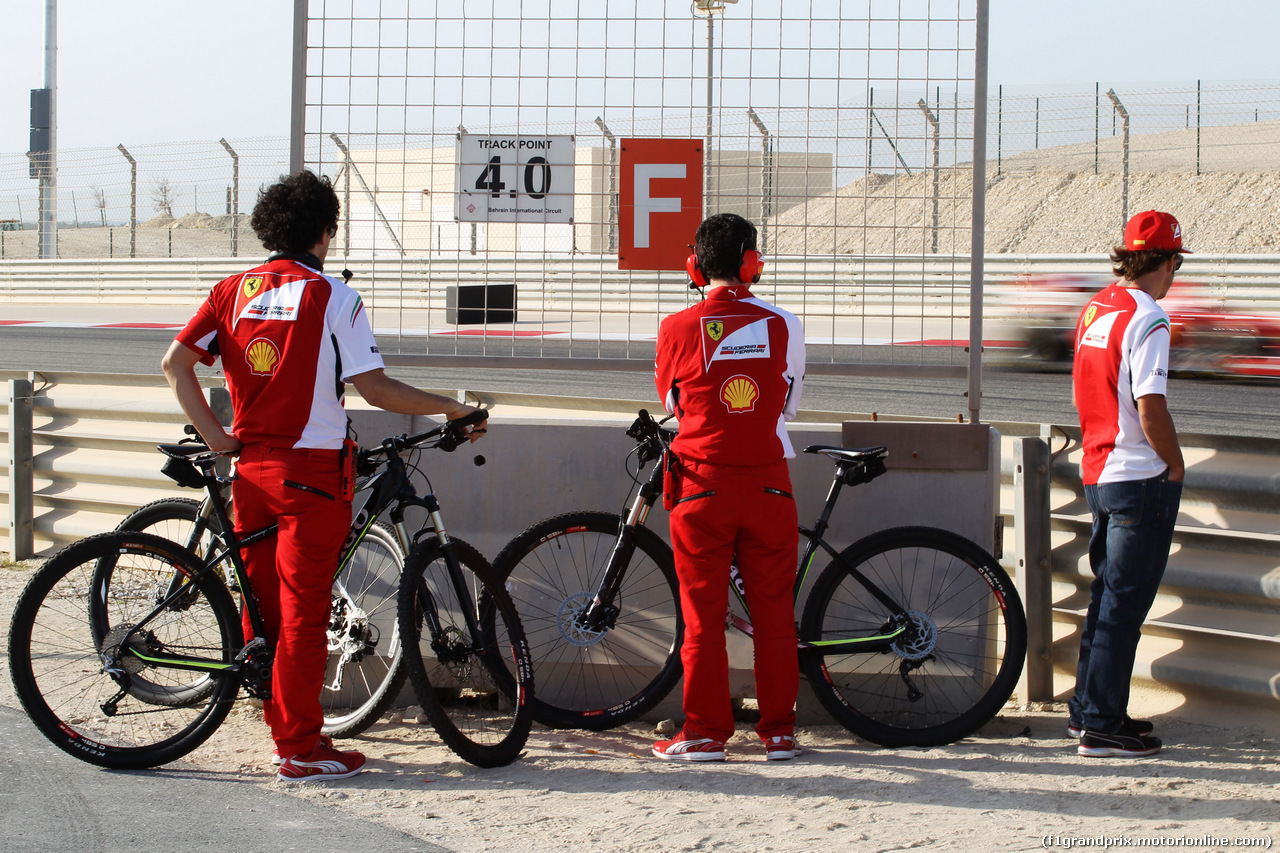 TEST F1 BAHRAIN 01 MARZO