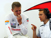 TEST F1 BAHRAIN 01 MARZO, (L to R): Kevin Magnussen (DEN) McLaren with Antti Vierula (FIN) Personal Trainer.
01.03.2014. Formula One Testing, Bahrain Test Two, Day Three, Sakhir, Bahrain.