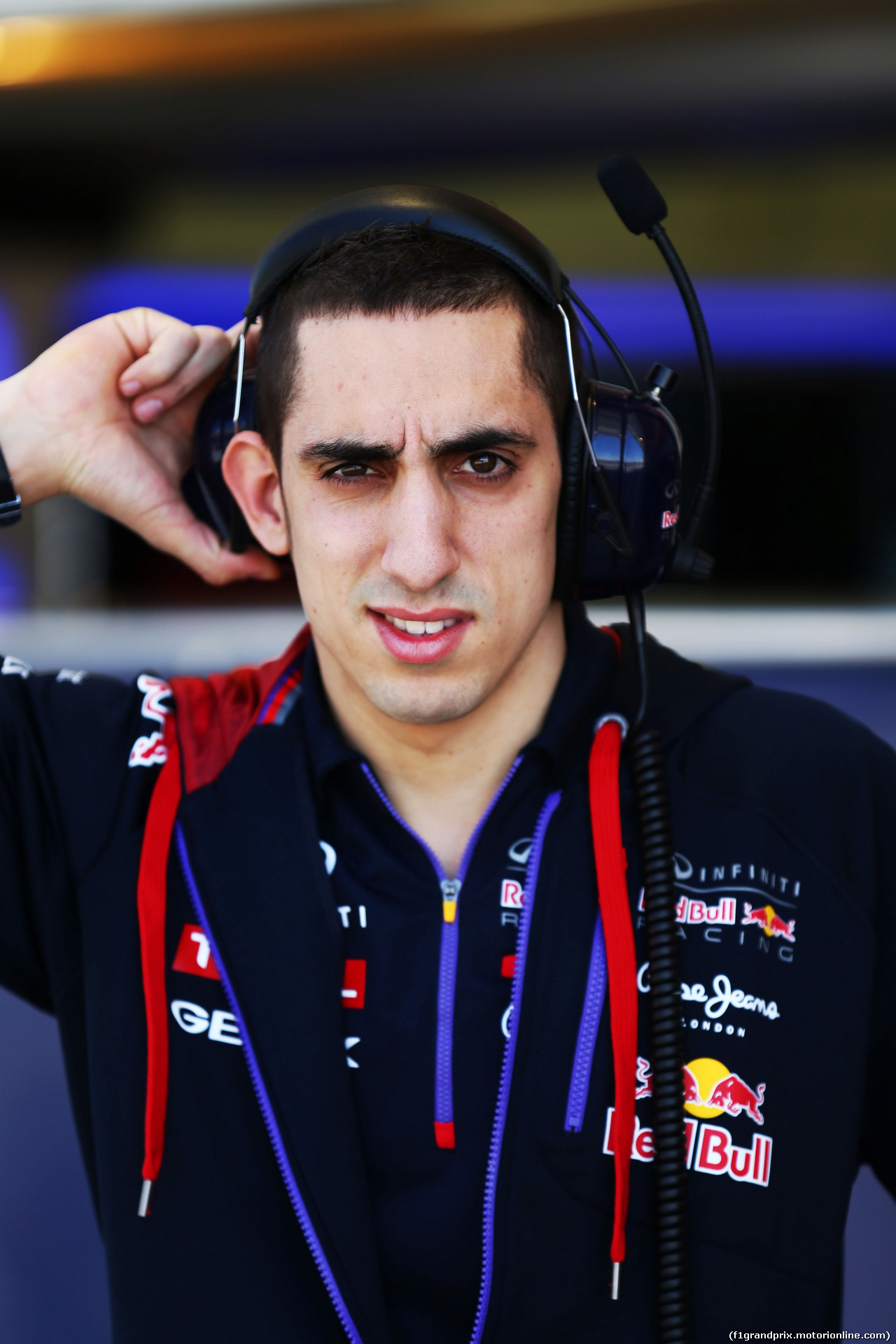 TEST F1 BAHRAIN 02 MARZO, Sebastien Buemi (SUI) Red Bull Racing e Scuderia Toro Rosso Reserve Driver.
02.03.2014. Formula One Testing, Bahrain Test Two, Day Four, Sakhir, Bahrain.