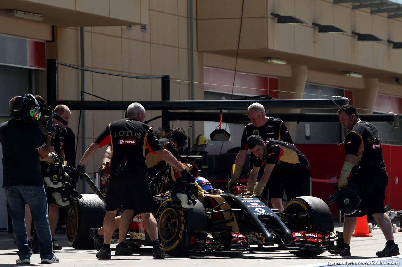 TEST F1 BAHRAIN 02 MARZO, Romain Grosjean (FRA), Lotus F1 Team 
02.03.2014. Formula One Testing, Bahrain Test Two, Day Four, Sakhir, Bahrain.