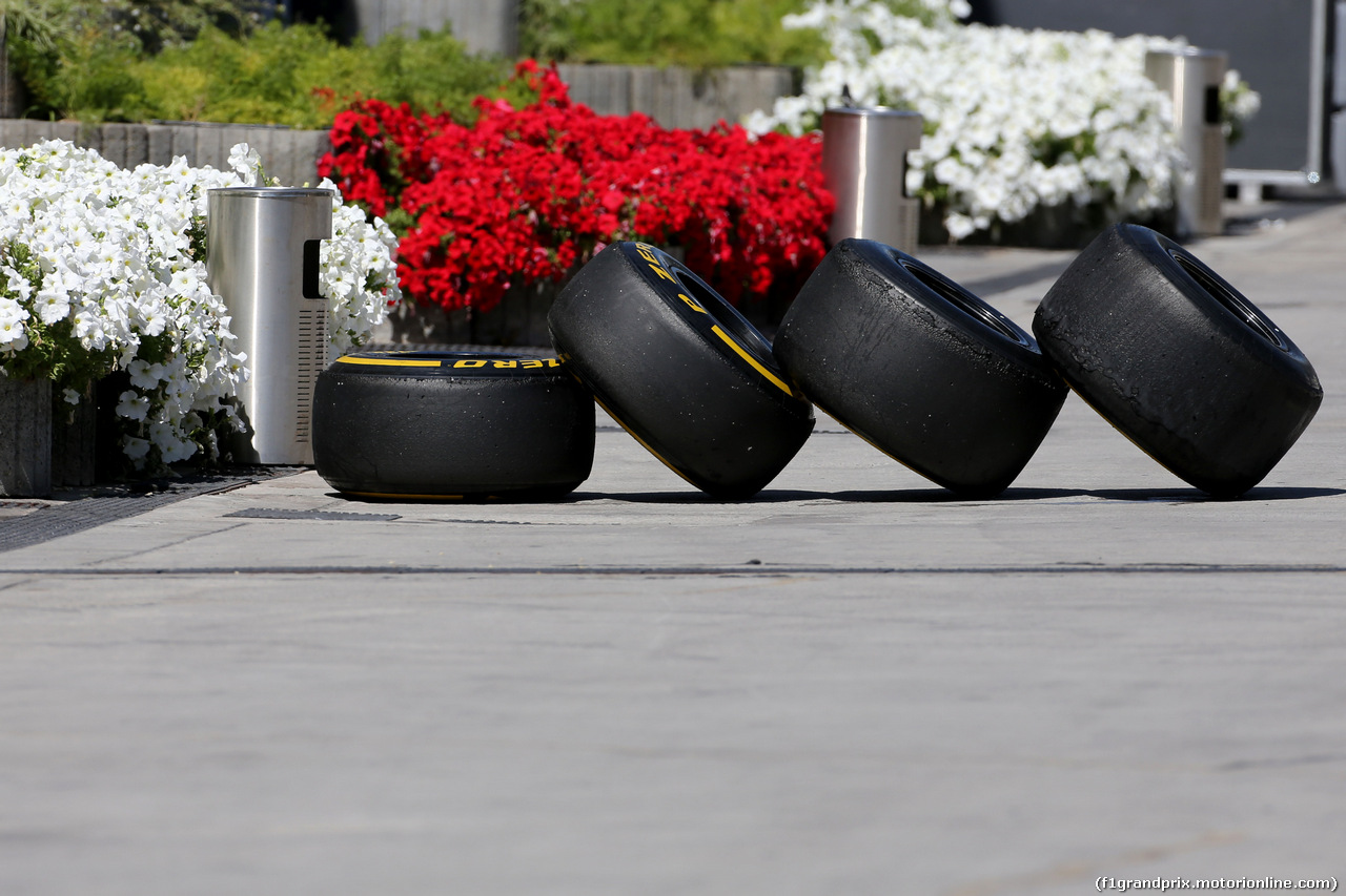 TEST F1 BAHRAIN 02 MARZO, Pirelli tyres 
02.03.2014. Formula One Testing, Bahrain Test Two, Day Four, Sakhir, Bahrain.