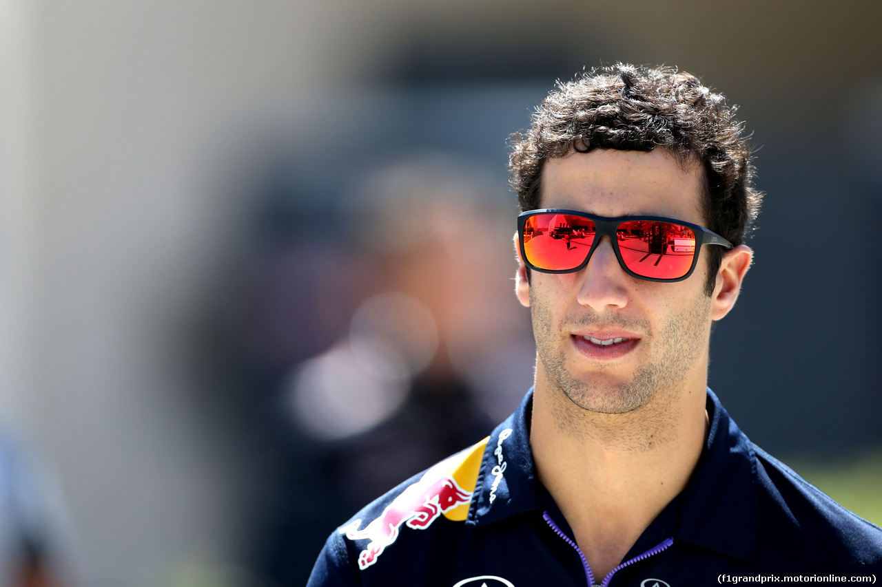 TEST F1 BAHRAIN 02 MARZO, Daniel Ricciardo (AUS), Red Bull Racing 
02.03.2014. Formula One Testing, Bahrain Test Two, Day Four, Sakhir, Bahrain.