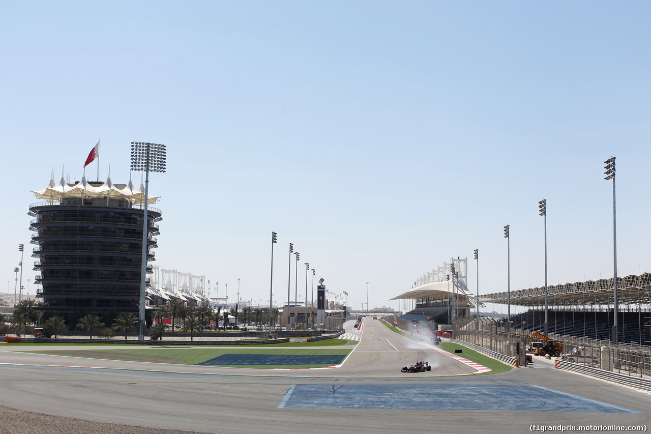 TEST F1 BAHRAIN 02 MARZO, Romain Grosjean (FRA) Lotus F1 E22.
02.03.2014. Formula One Testing, Bahrain Test Two, Day Four, Sakhir, Bahrain.