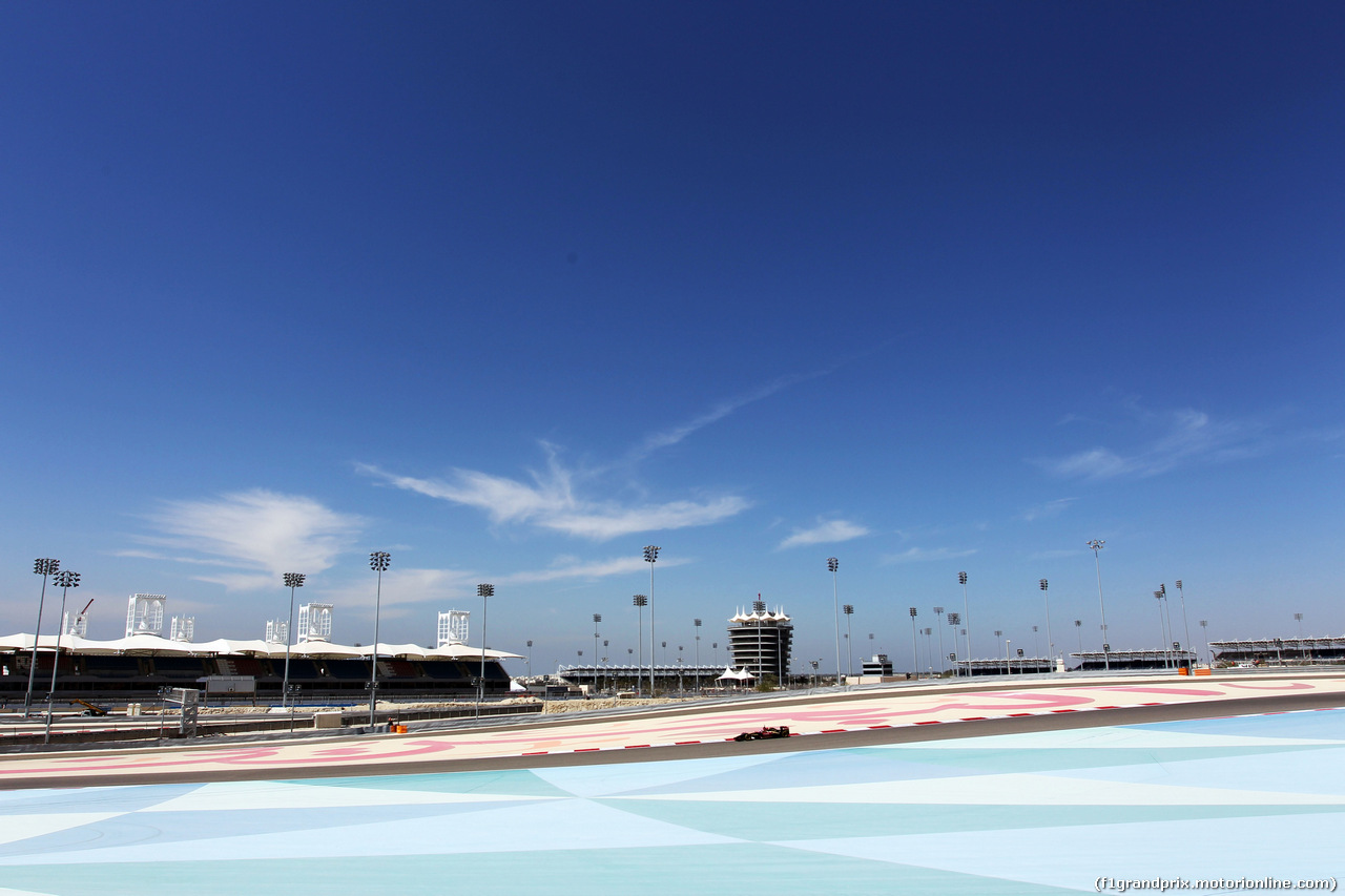 TEST F1 BAHRAIN 02 MARZO, Romain Grosjean (FRA) Lotus F1 E22.
02.03.2014. Formula One Testing, Bahrain Test Two, Day Four, Sakhir, Bahrain.