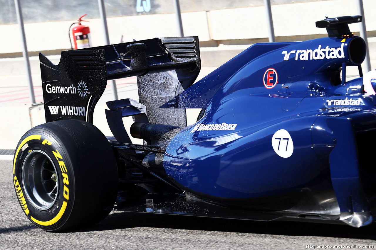 TEST F1 BAHRAIN 02 MARZO, Valtteri Bottas (FIN) Williams FW36 with flow-vis paint on the rear wing.
02.03.2014. Formula One Testing, Bahrain Test Two, Day Four, Sakhir, Bahrain.