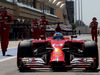 TEST F1 BAHRAIN 02 MARZO, Fernando Alonso (ESP), Ferrari stops in the pitlane.
02.03.2014. Formula One Testing, Bahrain Test Two, Day Four, Sakhir, Bahrain.