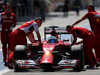TEST F1 BAHRAIN 02 MARZO, Fernando Alonso (ESP), Ferrari stops in the pitlane.
02.03.2014. Formula One Testing, Bahrain Test Two, Day Four, Sakhir, Bahrain.