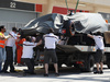 TEST F1 BAHRAIN 19 FEBBRAIO, The Sauber C33 of Adrian Sutil (GER) Sauber is recovered back to the pits on the back of a truck.
19.02.2014. Formula One Testing, Bahrain Test One, Day One, Sakhir, Bahrain.
