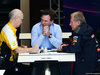 TEST F1 BAHRAIN 19 FEBBRAIO, (L to R): Jean-Michel Jalinier (FRA) Renault F1 Sport President e Managing Director with Christian Horner (GBR) Red Bull Racing Team Principal e Dr Helmut Marko (AUT) Red Bull Motorsport Consultant.
19.02.2014. Formula One Testing, Bahrain Test One, Day One, Sakhir, Bahrain.