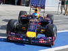 TEST F1 BAHRAIN 19 FEBBRAIO, Sebastian Vettel (GER) Red Bull Racing RB10 leaves the pits.
19.02.2014. Formula One Testing, Bahrain Test One, Day One, Sakhir, Bahrain.