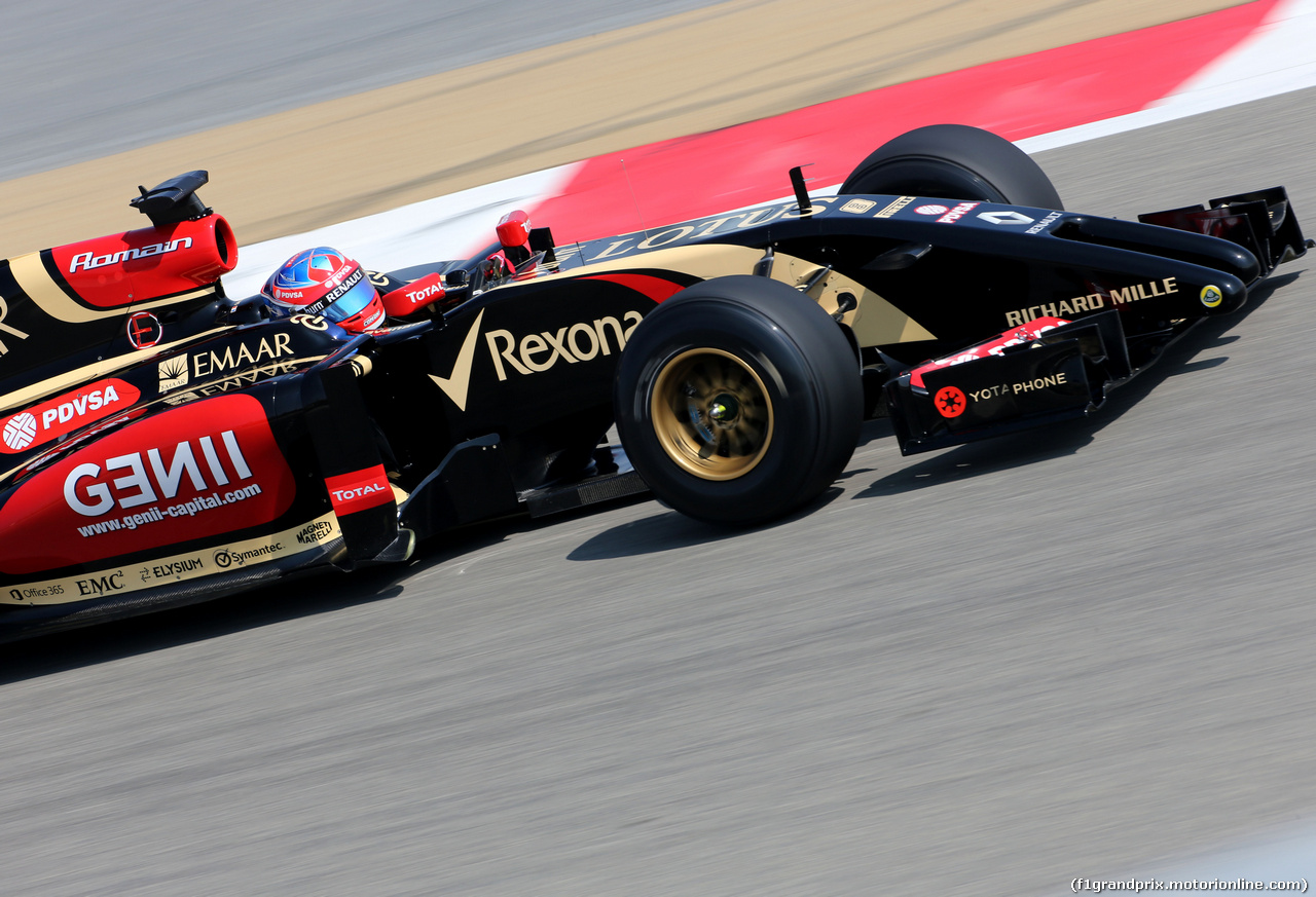 TEST F1 BAHRAIN 19 FEBBRAIO, Romain Grosjean (FRA), Lotus F1 Team 
19.02.2014. Formula One Testing, Bahrain Test One, Day One, Sakhir, Bahrain.