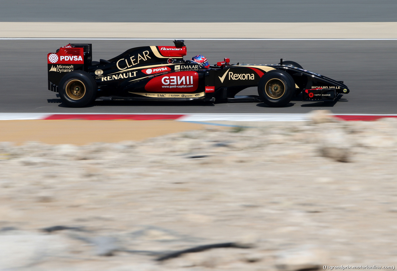 TEST F1 BAHRAIN 19 FEBBRAIO, Romain Grosjean (FRA), Lotus F1 Team 
19.02.2014. Formula One Testing, Bahrain Test One, Day One, Sakhir, Bahrain.