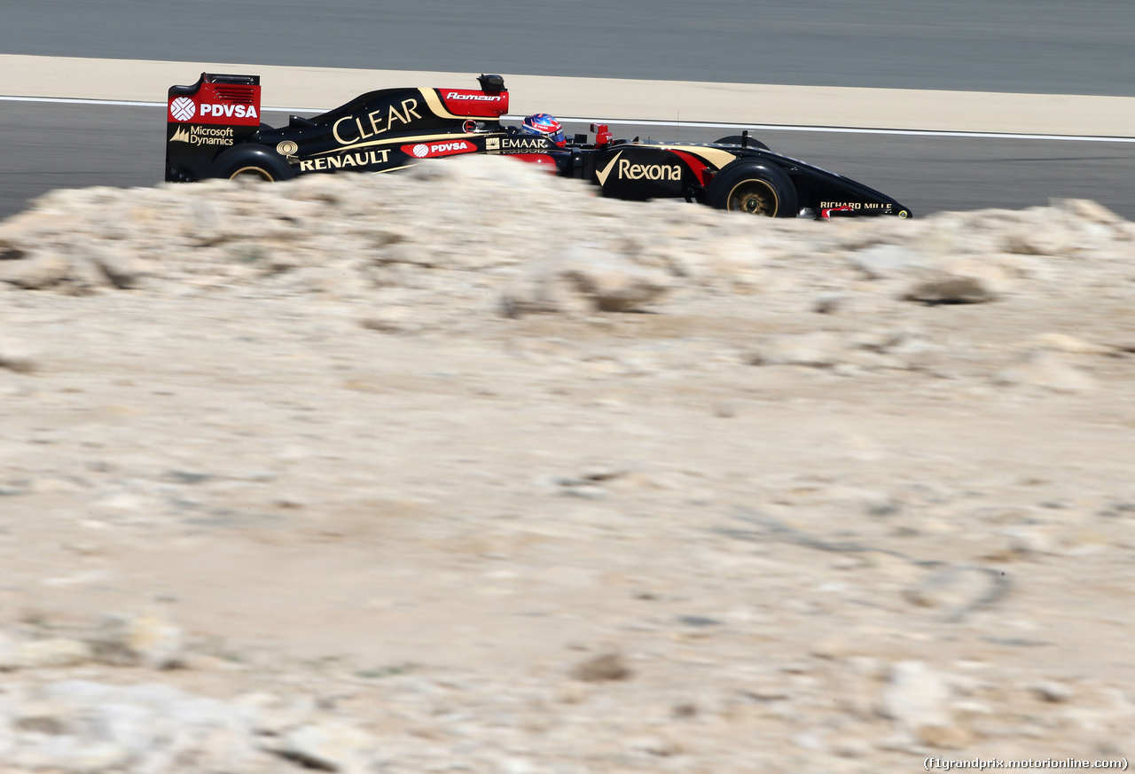 TEST F1 BAHRAIN 19 FEBBRAIO, Romain Grosjean (FRA), Lotus F1 Team 
19.02.2014. Formula One Testing, Bahrain Test One, Day One, Sakhir, Bahrain.