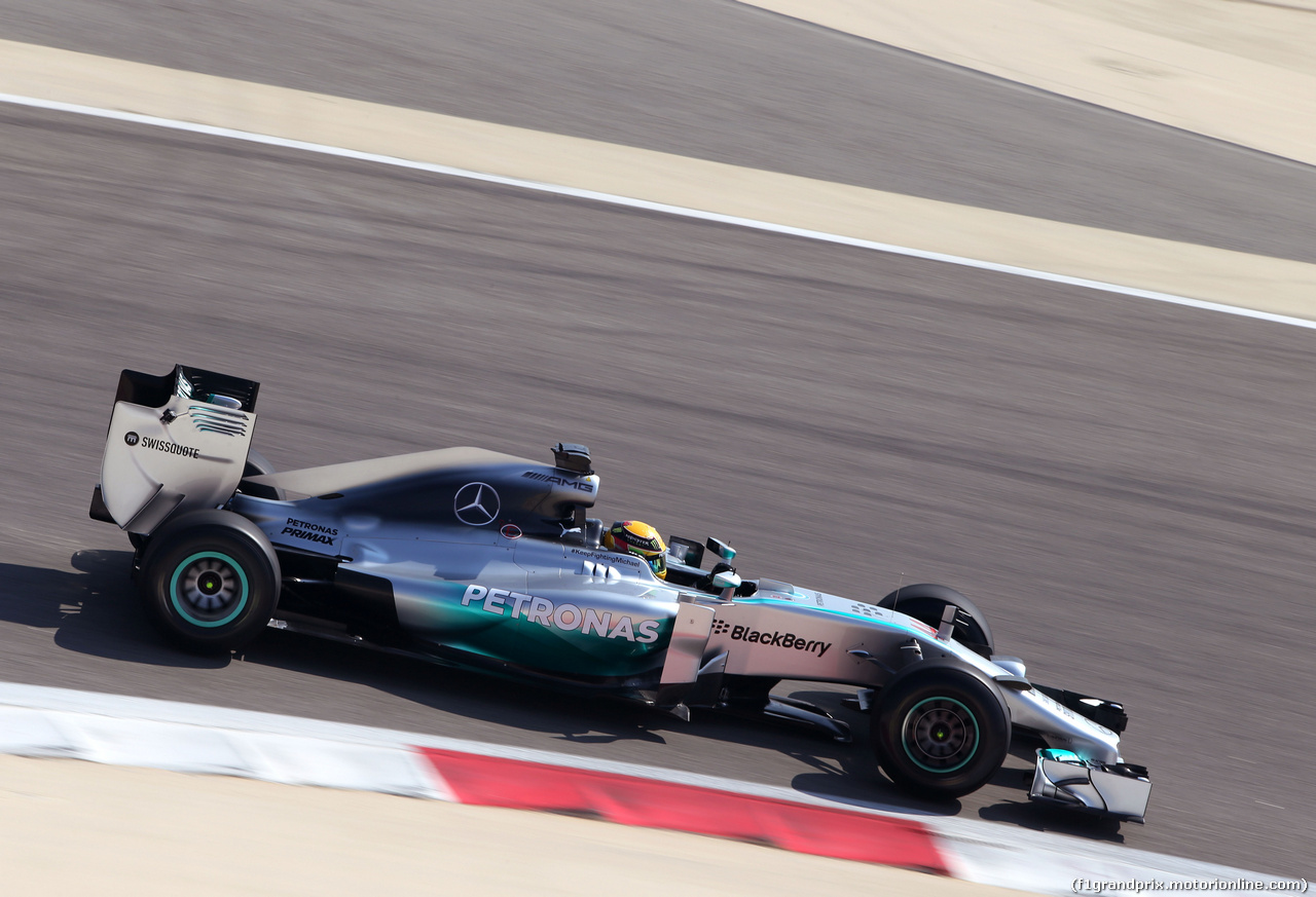 TEST F1 BAHRAIN 19 FEBBRAIO, Lewis Hamilton (GBR), Mercedes AMG F1 Team 
19.02.2014. Formula One Testing, Bahrain Test One, Day One, Sakhir, Bahrain.