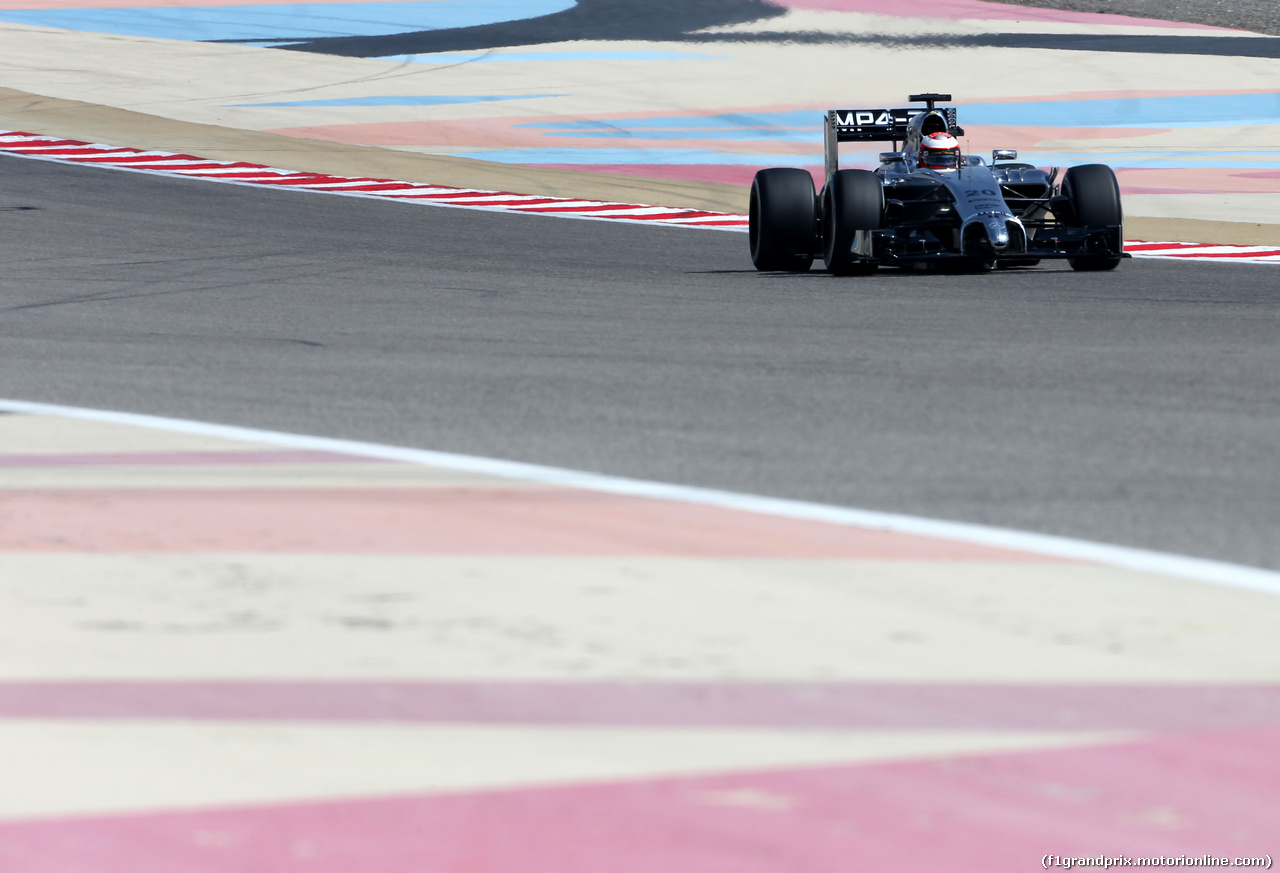 TEST F1 BAHRAIN 19 FEBBRAIO, Kevin Magnussen (DEN), McLaren F1 
19.02.2014. Formula One Testing, Bahrain Test One, Day One, Sakhir, Bahrain.