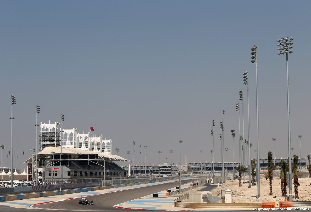 TEST F1 BAHRAIN 19 FEBBRAIO, Adrian Sutil (GER), Sauber F1 Team 
19.02.2014. Formula One Testing, Bahrain Test One, Day One, Sakhir, Bahrain.