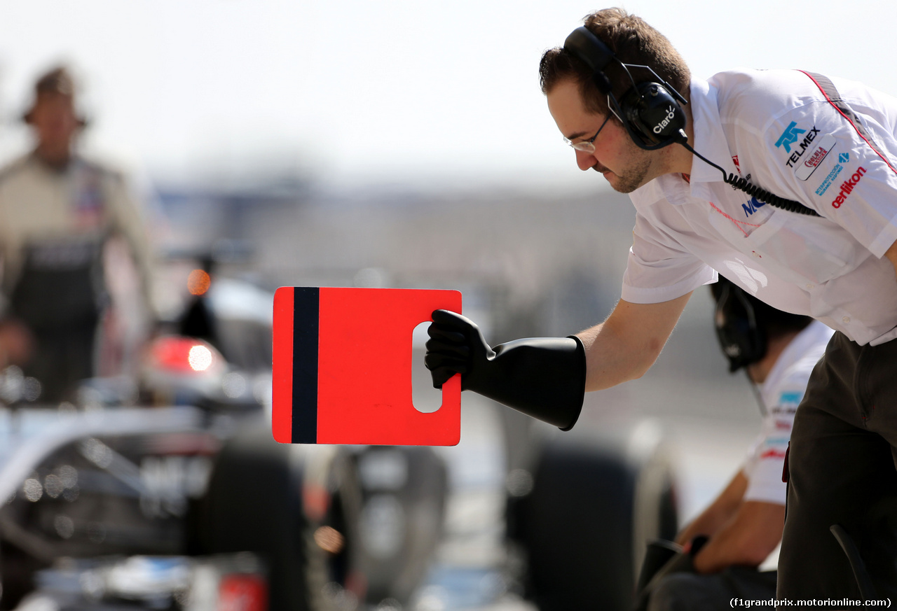 TEST F1 BAHRAIN 19 FEBBRAIO