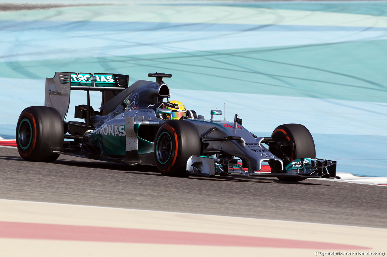 TEST F1 BAHRAIN 19 FEBBRAIO, Lewis Hamilton (GBR) Mercedes AMG F1 W05.
19.02.2014. Formula One Testing, Bahrain Test One, Day One, Sakhir, Bahrain.