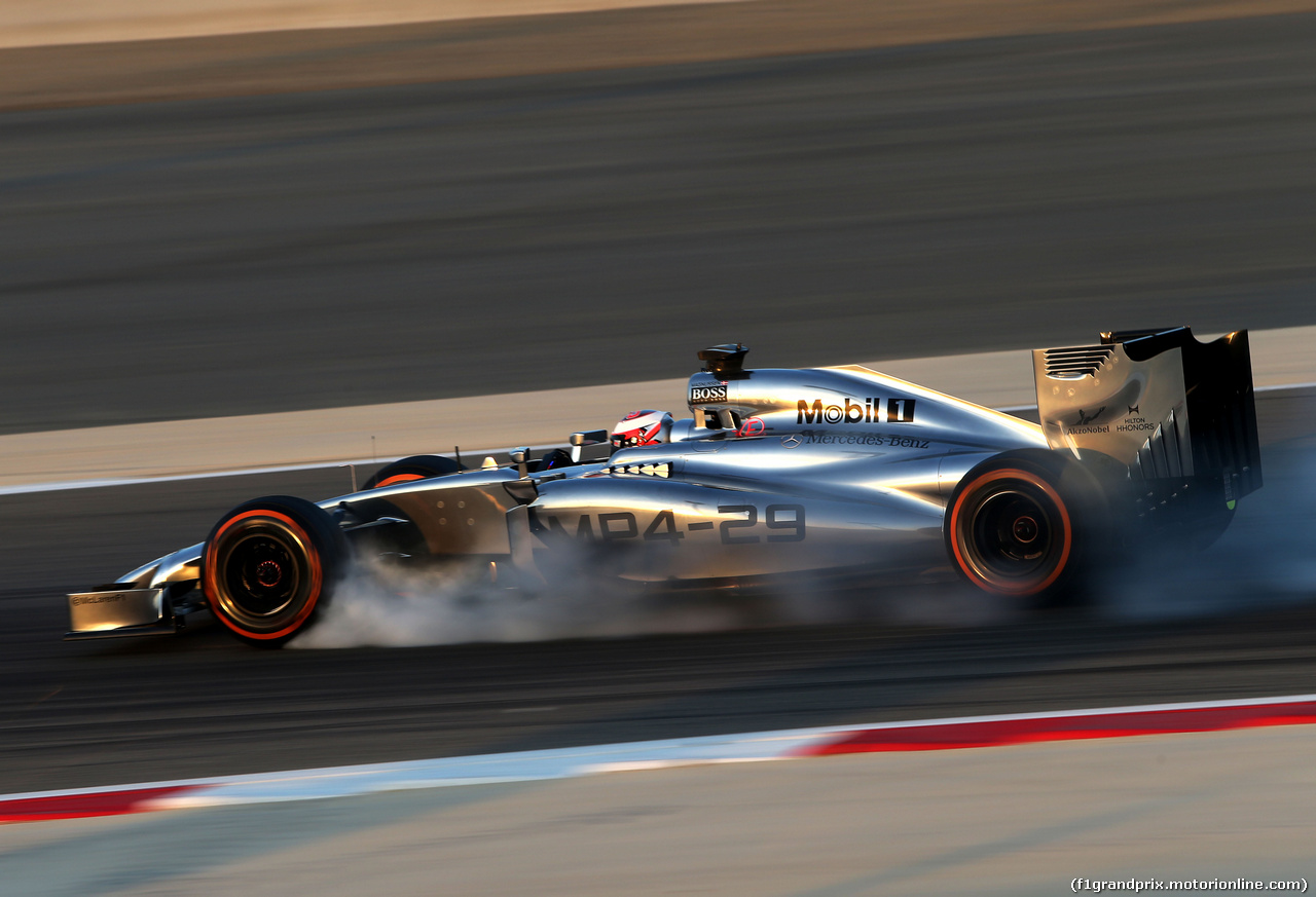TEST F1 BAHRAIN 19 FEBBRAIO, Kevin Magnussen (DEN), McLaren F1 
19.02.2014. Formula One Testing, Bahrain Test One, Day One, Sakhir, Bahrain.