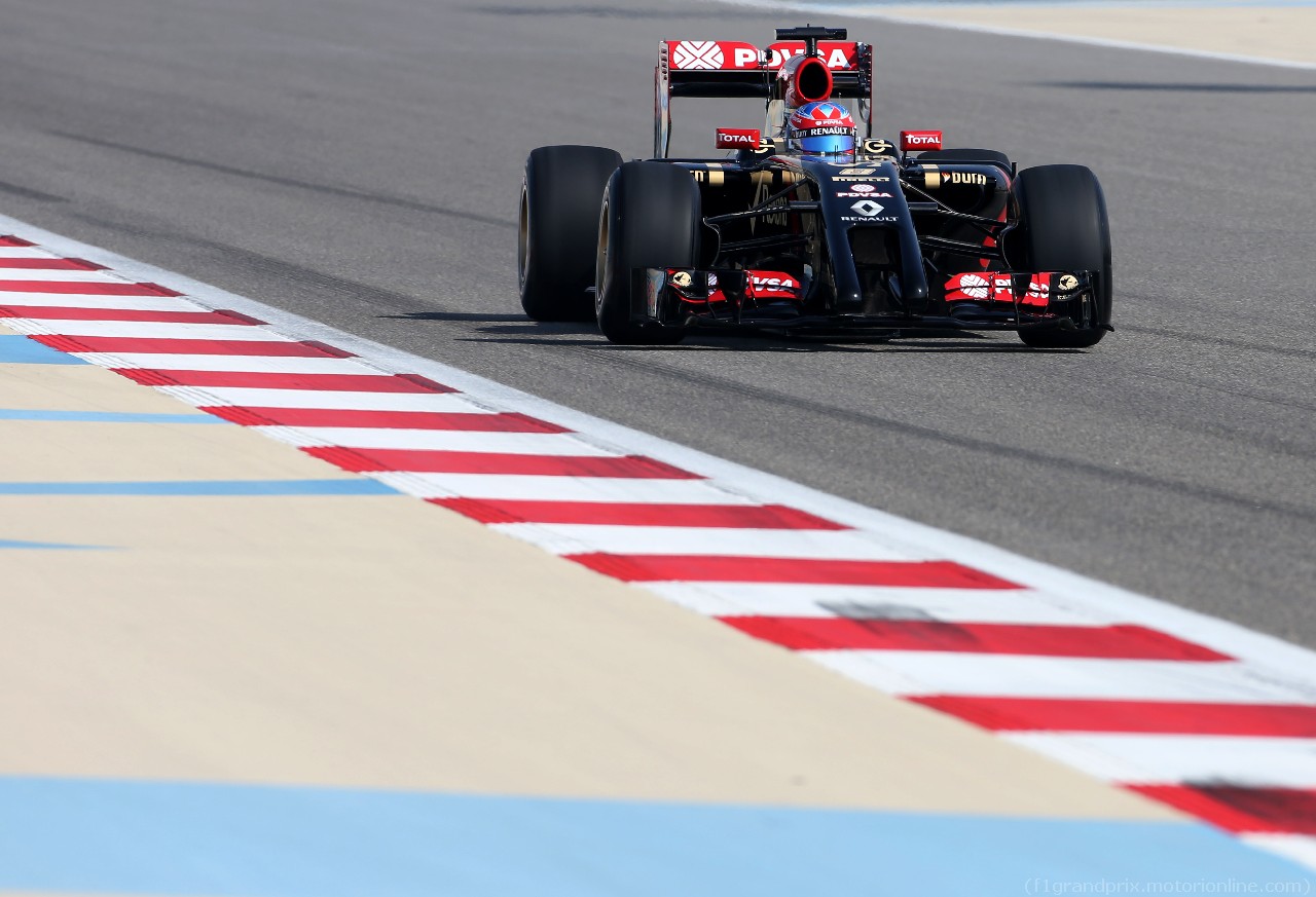 TEST F1 BAHRAIN 19 FEBBRAIO, Romain Grosjean (FRA), Lotus F1 Team 
19.02.2014. Formula One Testing, Bahrain Test One, Day One, Sakhir, Bahrain.