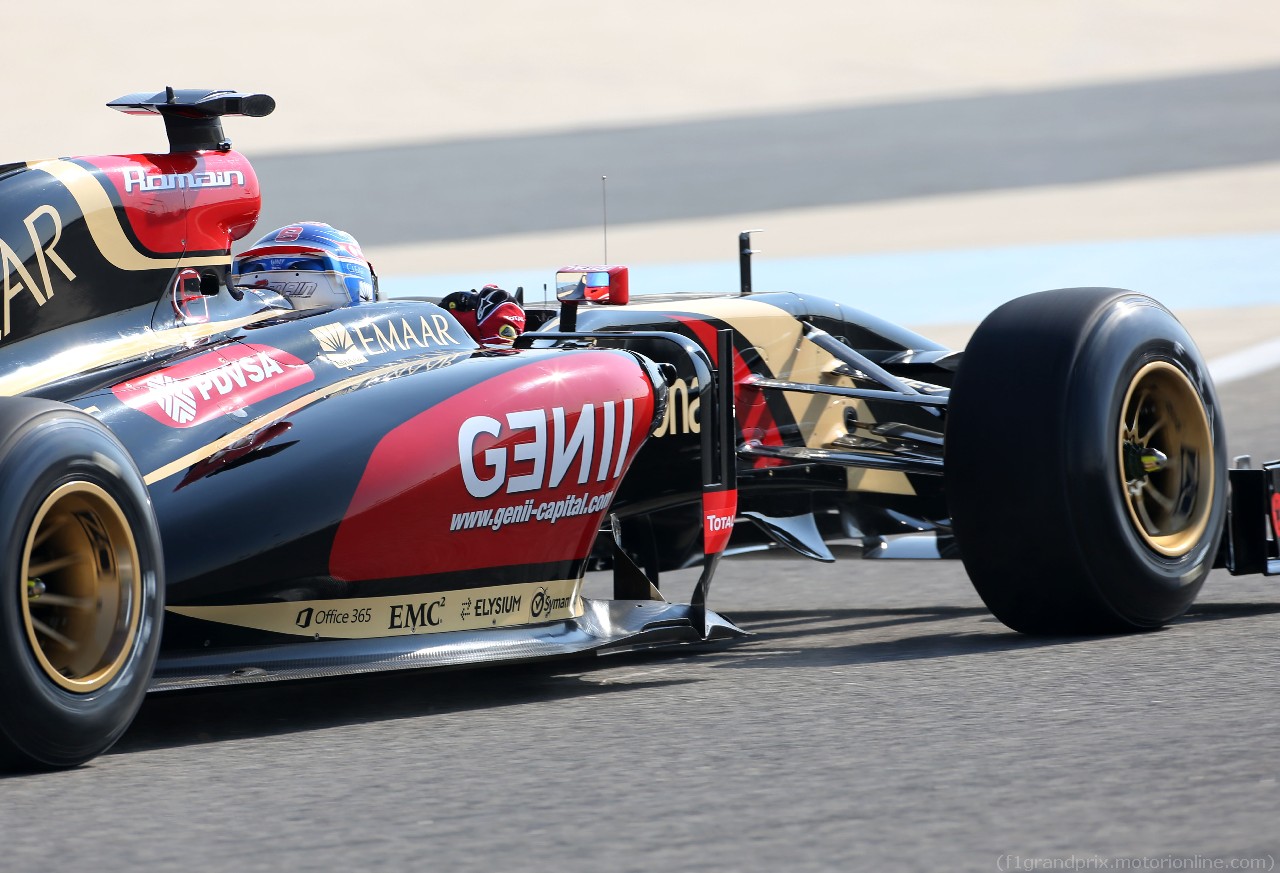 TEST F1 BAHRAIN 19 FEBBRAIO, Romain Grosjean (FRA), Lotus F1 Team 
19.02.2014. Formula One Testing, Bahrain Test One, Day One, Sakhir, Bahrain.