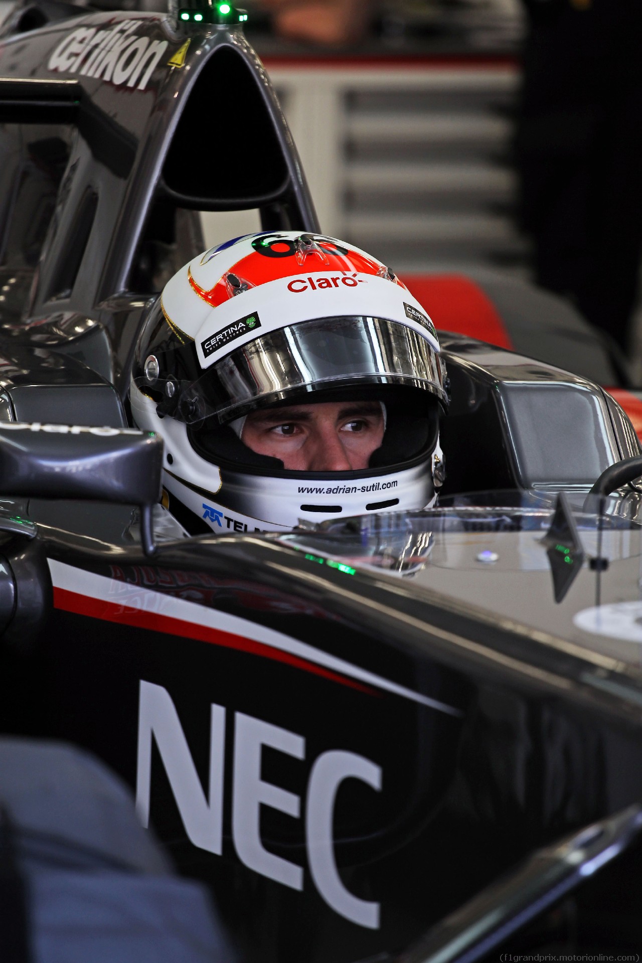 TEST F1 BAHRAIN 19 FEBBRAIO, Adrian Sutil (GER) Sauber C33.
19.02.2014. Formula One Testing, Bahrain Test One, Day One, Sakhir, Bahrain.