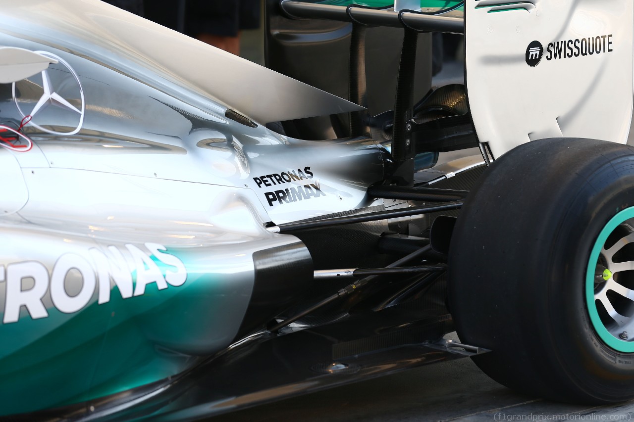 TEST F1 BAHRAIN 19 FEBBRAIO, Mercedes AMG F1 W05 rear suspension detail.
19.02.2014. Formula One Testing, Bahrain Test One, Day One, Sakhir, Bahrain.