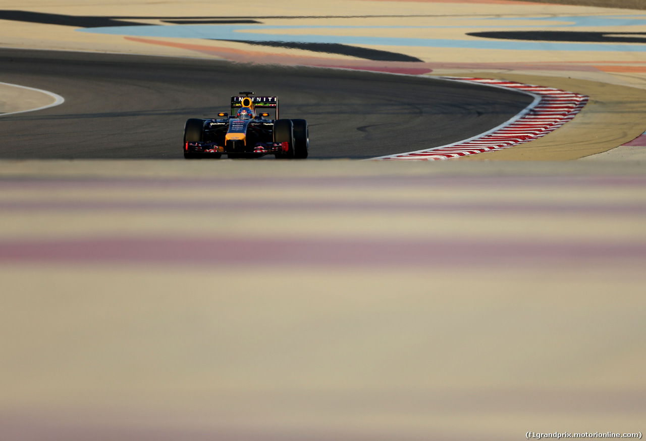 TEST F1 BAHRAIN 20 FEBBRAIO, Sebastian Vettel (GER), Red Bull Racing 
20.02.2014. Formula One Testing, Bahrain Test One, Day Two, Sakhir, Bahrain.