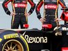 TEST F1 BAHRAIN 20 FEBBRAIO, (L to R): Romain Grosjean (FRA) Lotus F1 Team e team mate Pastor Maldonado (VEN) Lotus F1 Team as the Lotus F1 E22 is officially unveiled.
20.02.2014. Formula One Testing, Bahrain Test One, Day Two, Sakhir, Bahrain.