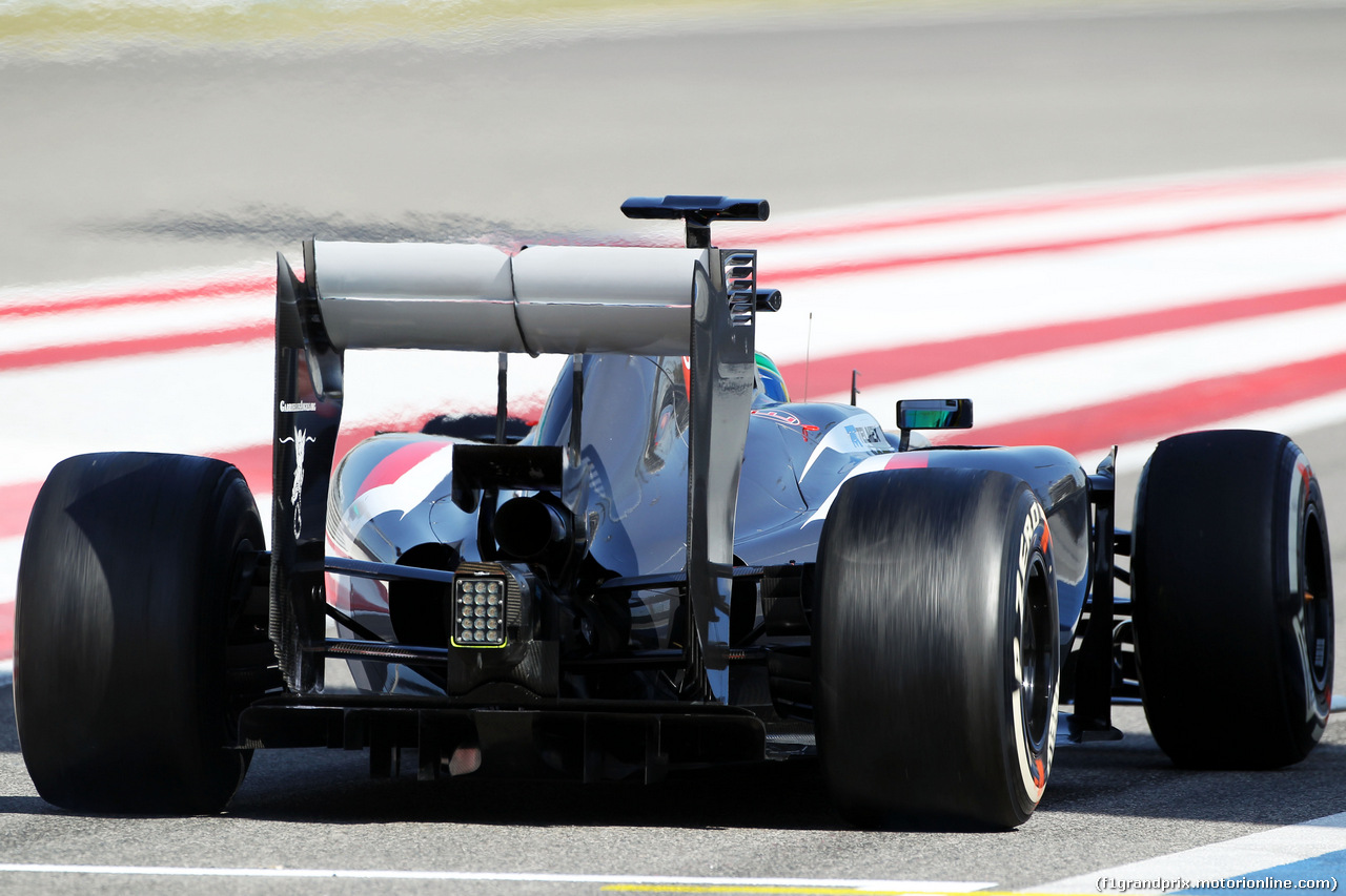 TEST F1 BAHRAIN 21 FEBBRAIO, Esteban Gutierrez (MEX) Sauber C33.
21.02.2014. Formula One Testing, Bahrain Test One, Day Three, Sakhir, Bahrain.