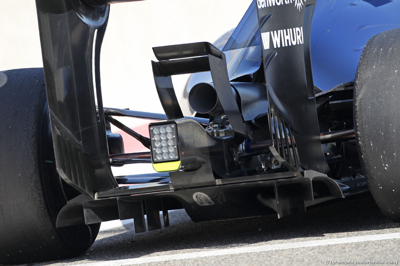 TEST F1 BAHRAIN 21 FEBBRAIO, Williams FW36 rear wing e rear diffuser detail.
21.02.2014. Formula One Testing, Bahrain Test One, Day Three, Sakhir, Bahrain.