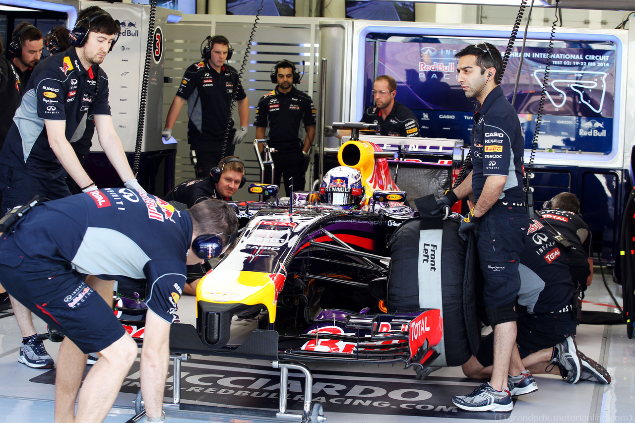 TEST F1 BAHRAIN 22 FEBBRAIO