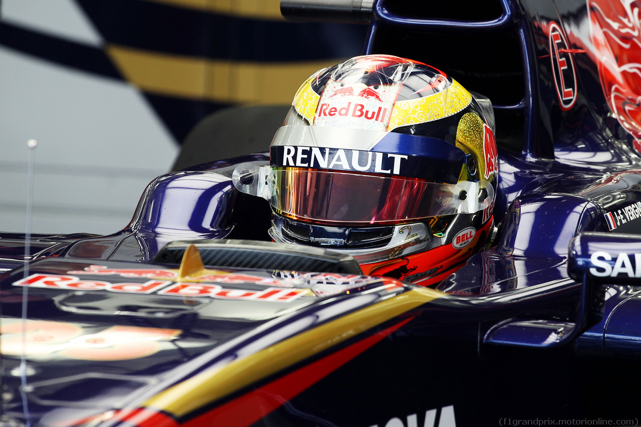 TEST F1 BAHRAIN 22 FEBBRAIO
