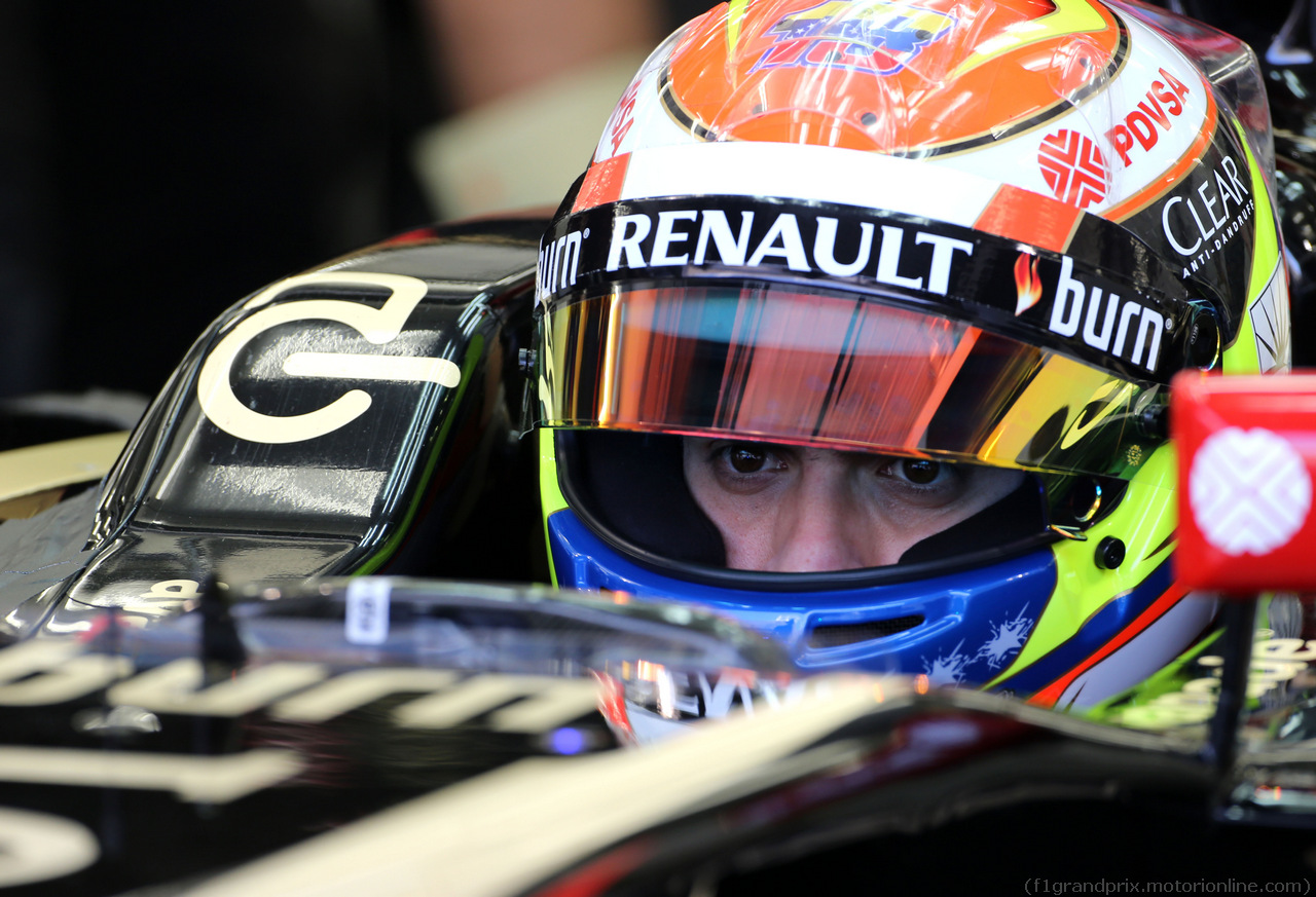 TEST F1 BAHRAIN 22 FEBBRAIO, Pastor Maldonado (VEN), Lotus F1 Team 
22.02.2014. Formula One Testing, Bahrain Test One, Day Four, Sakhir, Bahrain.