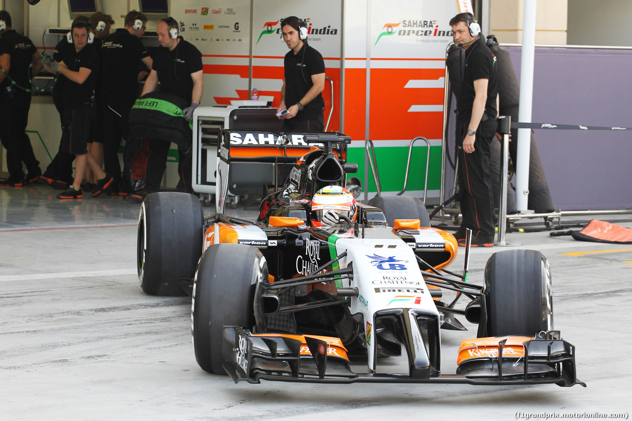 TEST F1 BAHRAIN 27 FEBBRAIO, Sergio Perez (MEX) Sahara Force India F1 VJM07 leaves the pits.
27.02.2014. Formula One Testing, Bahrain Test Two, Day One, Sakhir, Bahrain.