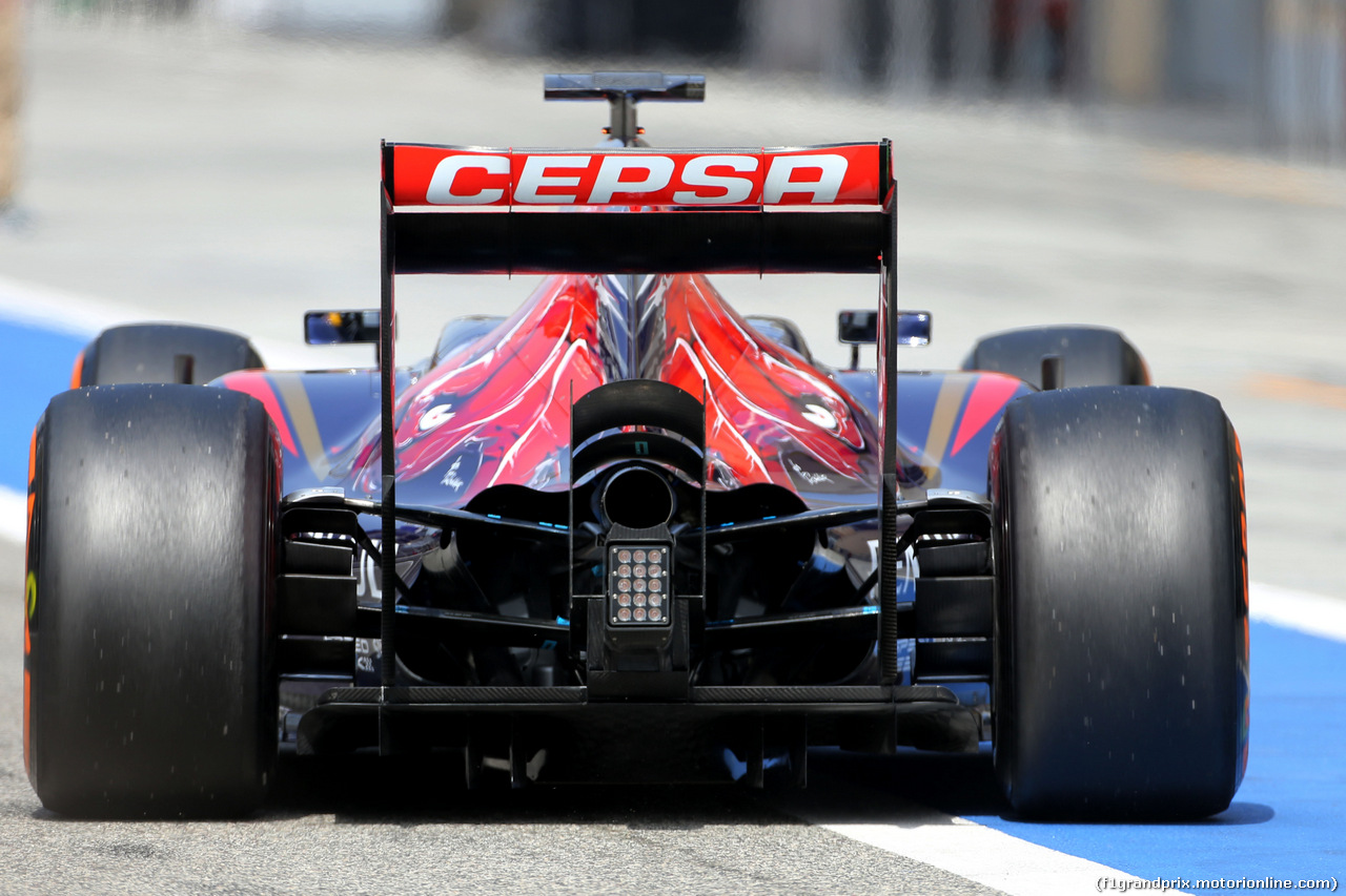 TEST F1 BAHRAIN 27 FEBBRAIO, Daniil Kvyat (RUS), Scuderia Toro Rosso 
27.02.2014. Formula One Testing, Bahrain Test Two, Day One, Sakhir, Bahrain.