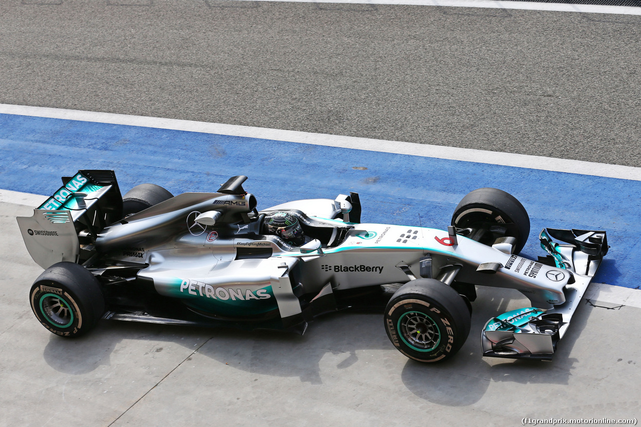 TEST F1 BAHRAIN 27 FEBBRAIO, Nico Rosberg (GER) Mercedes AMG F1 W05.
27.02.2014. Formula One Testing, Bahrain Test Two, Day One, Sakhir, Bahrain.