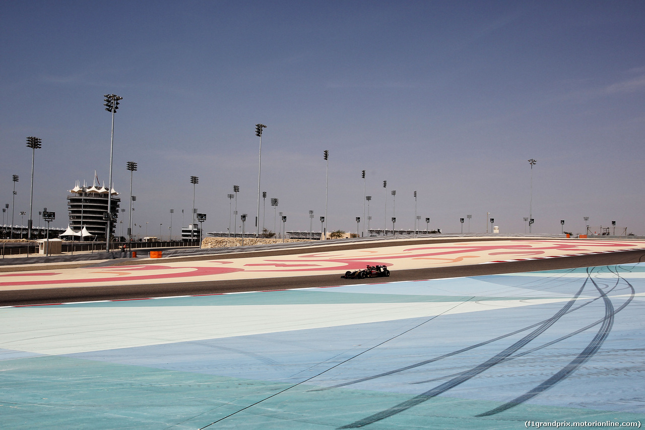 TEST F1 BAHRAIN 27 FEBBRAIO, Pastor Maldonado (VEN) Lotus F1 E21.
27.02.2014. Formula One Testing, Bahrain Test Two, Day One, Sakhir, Bahrain.