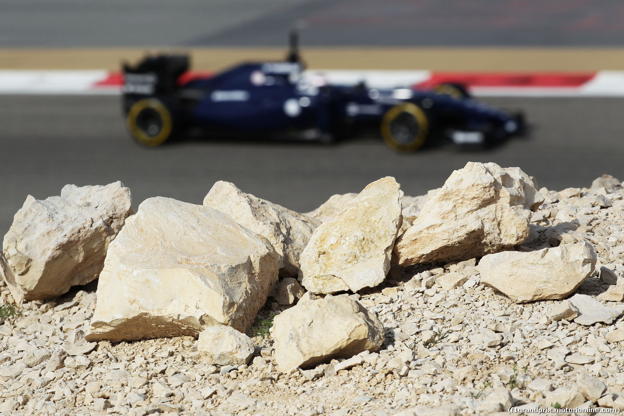 TEST F1 BAHRAIN 27 FEBBRAIO, Valtteri Bottas (FIN) Williams FW36.
27.02.2014. Formula One Testing, Bahrain Test Two, Day One, Sakhir, Bahrain.