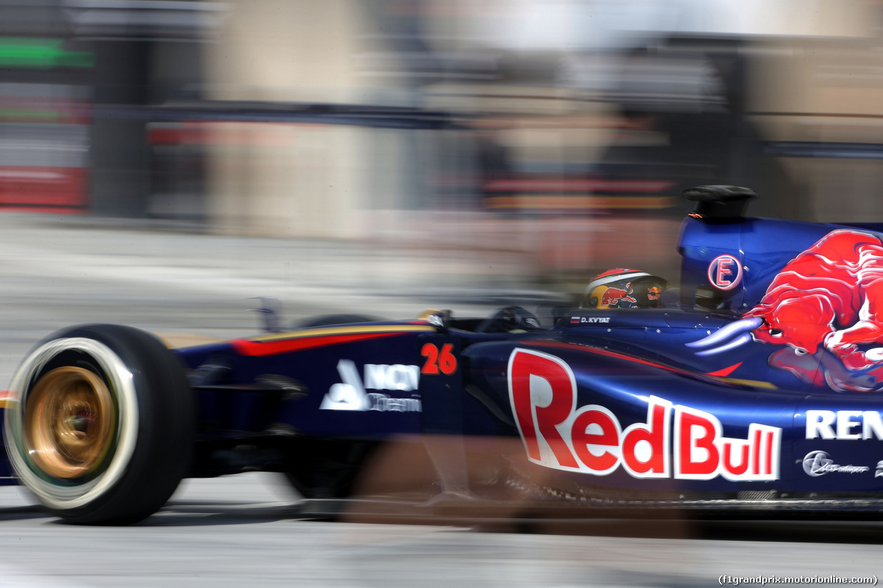 TEST F1 BAHRAIN 27 FEBBRAIO, Daniil Kvyat (RUS), Scuderia Toro Rosso 
27.02.2014. Formula One Testing, Bahrain Test Two, Day One, Sakhir, Bahrain.