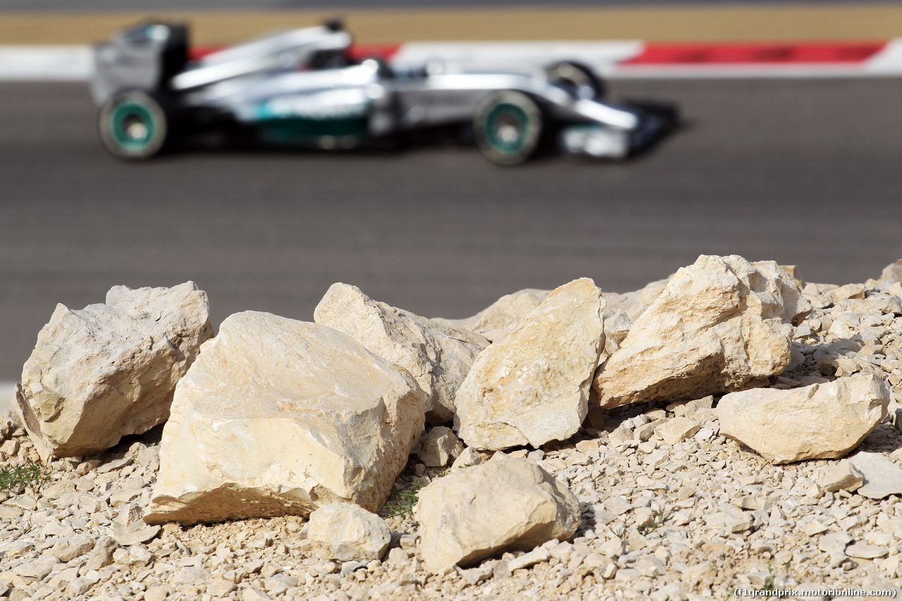 TEST F1 BAHRAIN 27 FEBBRAIO, Nico Rosberg (GER) Mercedes AMG F1 W05.
27.02.2014. Formula One Testing, Bahrain Test Two, Day One, Sakhir, Bahrain.