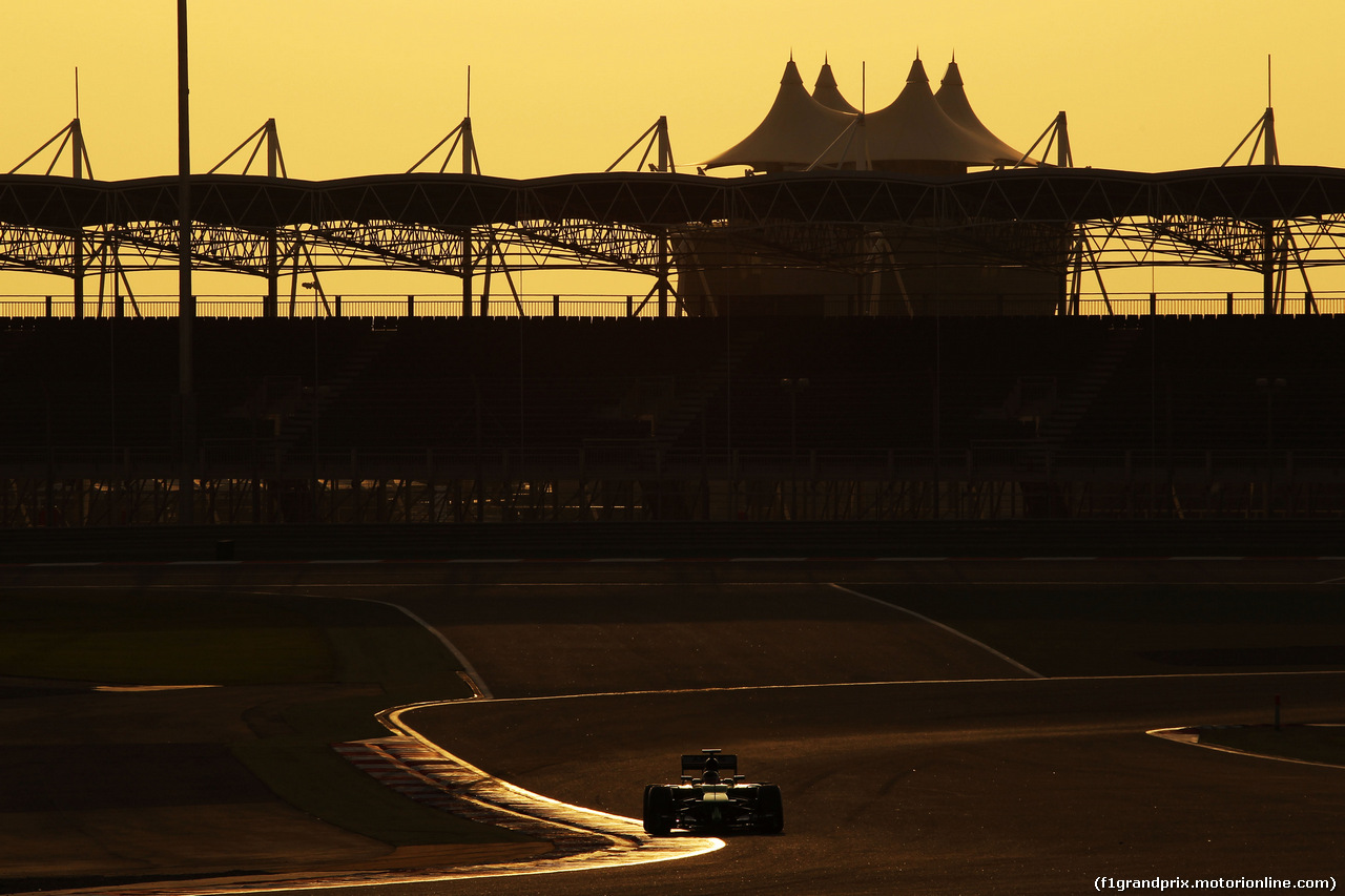 TEST F1 BAHRAIN 27 FEBBRAIO, Marcus Ericsson (SWE) Caterham CT05.
27.02.2014. Formula One Testing, Bahrain Test Two, Day One, Sakhir, Bahrain.