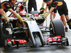 TEST F1 BAHRAIN 27 FEBBRAIO, Pastor Maldonado (VEN) Lotus F1 E21 nosecone e front wing.
27.02.2014. Formula One Testing, Bahrain Test Two, Day One, Sakhir, Bahrain.