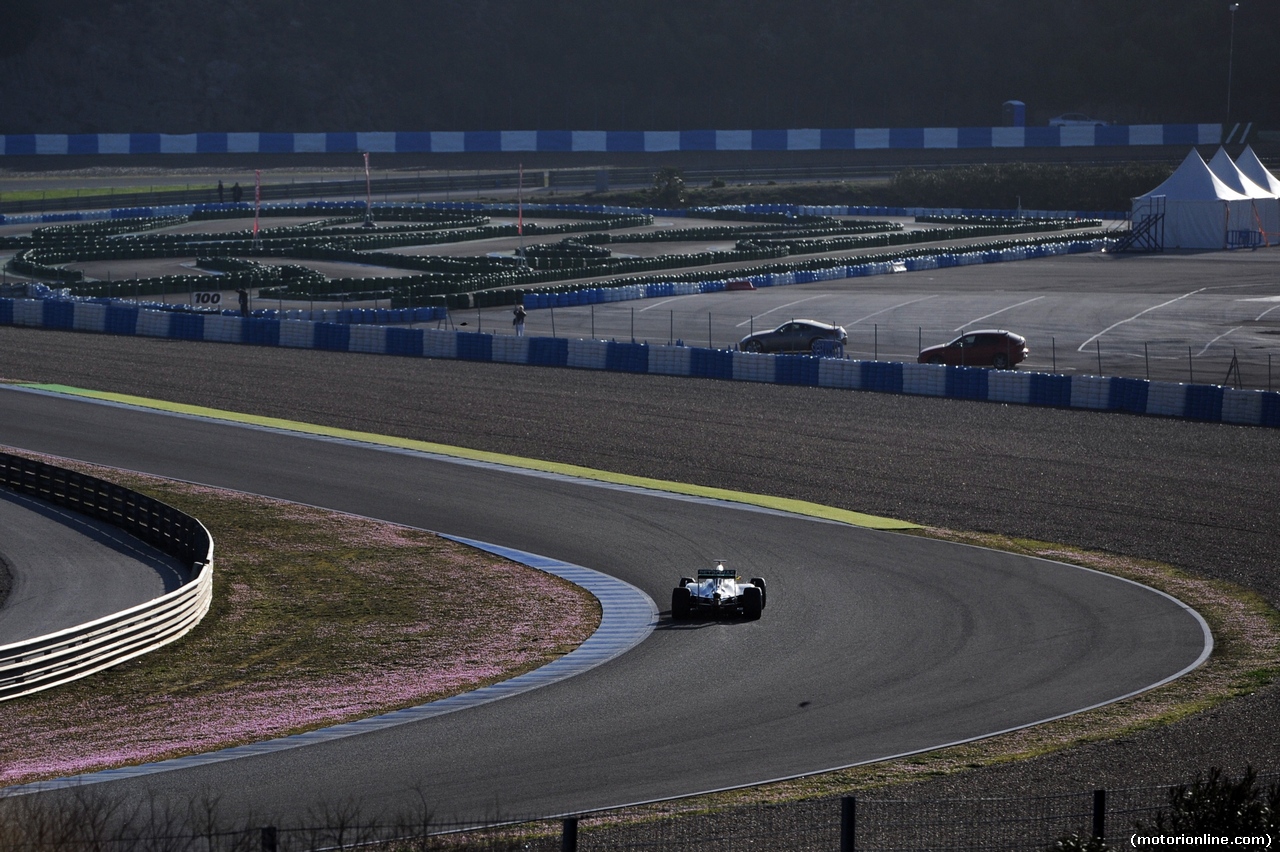 TEST F1 JEREZ 28 GENNAIO, Lewis Hamilton (GBR) Mercedes AMG F1 W05.
28.01.2014. Formula One Testing, Day One, Jerez, Spain.