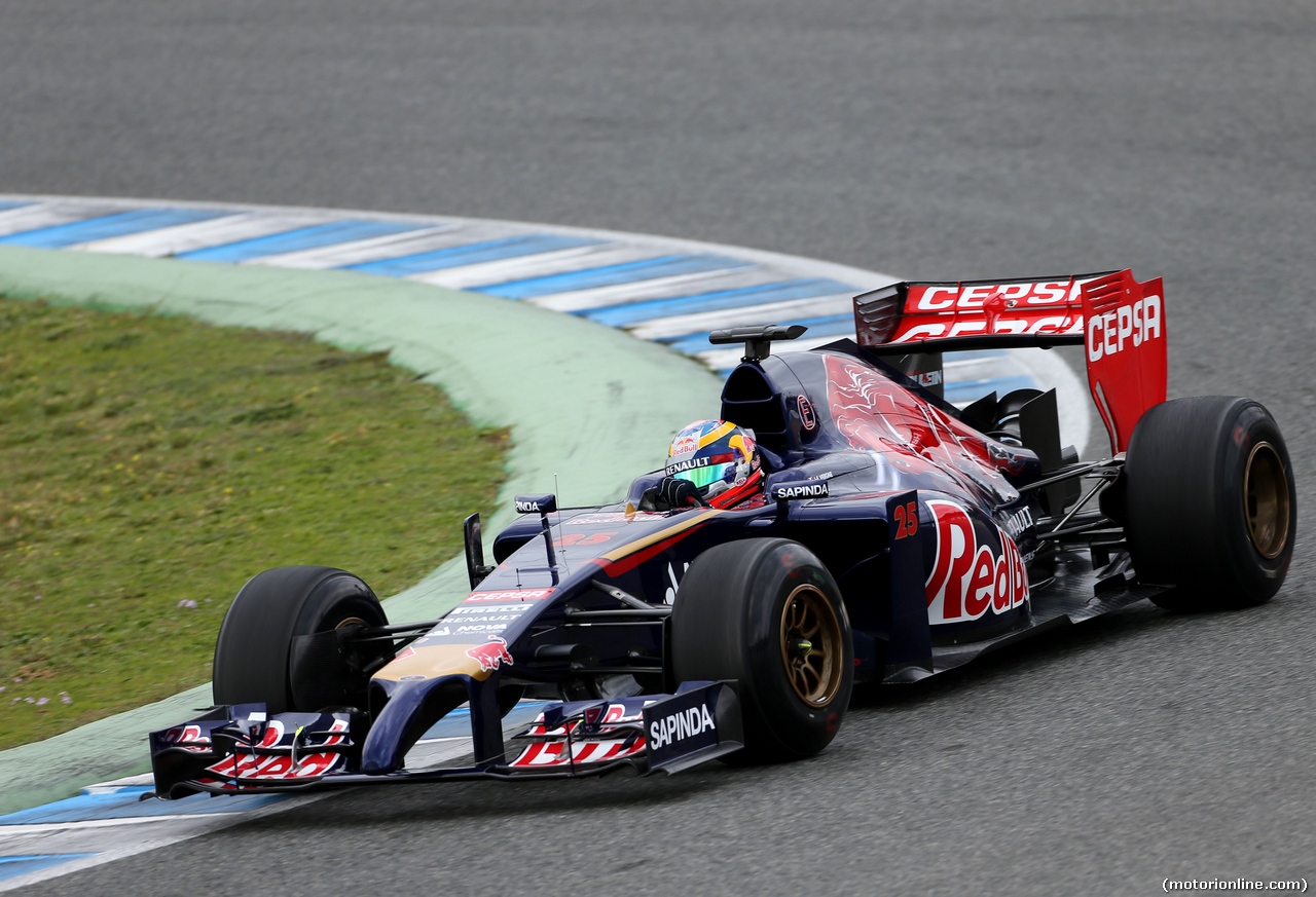 TEST F1 JEREZ 28 GENNAIO, Jean-Eric Vergne (FRA), Scuderia Toro Rosso  
28.01.2014. Formula One Testing, Day One, Jerez, Spain.