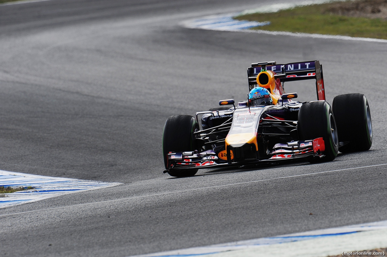 TEST F1 JEREZ 28 GENNAIO, Sebastian Vettel (GER) Red Bull Racing RB10.
28.01.2014. Formula One Testing, Day One, Jerez, Spain.
