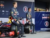 TEST F1 JEREZ 28 GENNAIO, (L to R): Sebastian Vettel (GER) Red Bull Racing e team mate Daniel Ricciardo (AUS) Red Bull Racing at the unveiling of the Red Bull Racing RB10.
28.01.2014. Formula One Testing, Day One, Jerez, Spain.